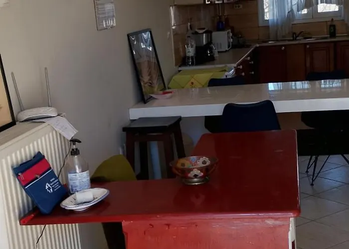 καρδιτσα μοναδικο οικογεκειακο *