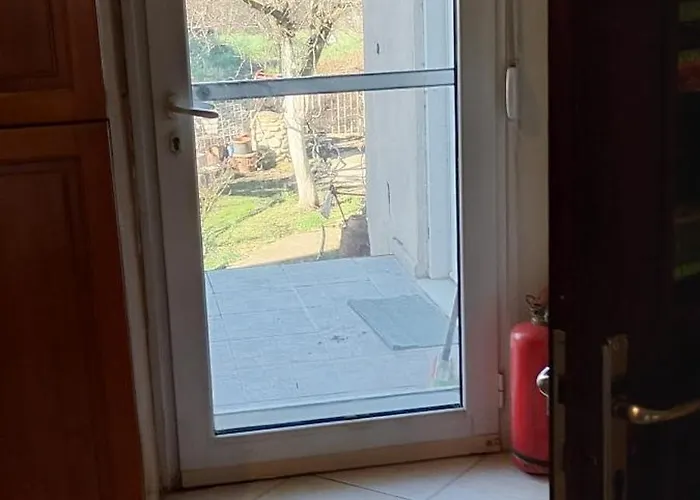 καρδιτσα μοναδικο οικογεκειακο *